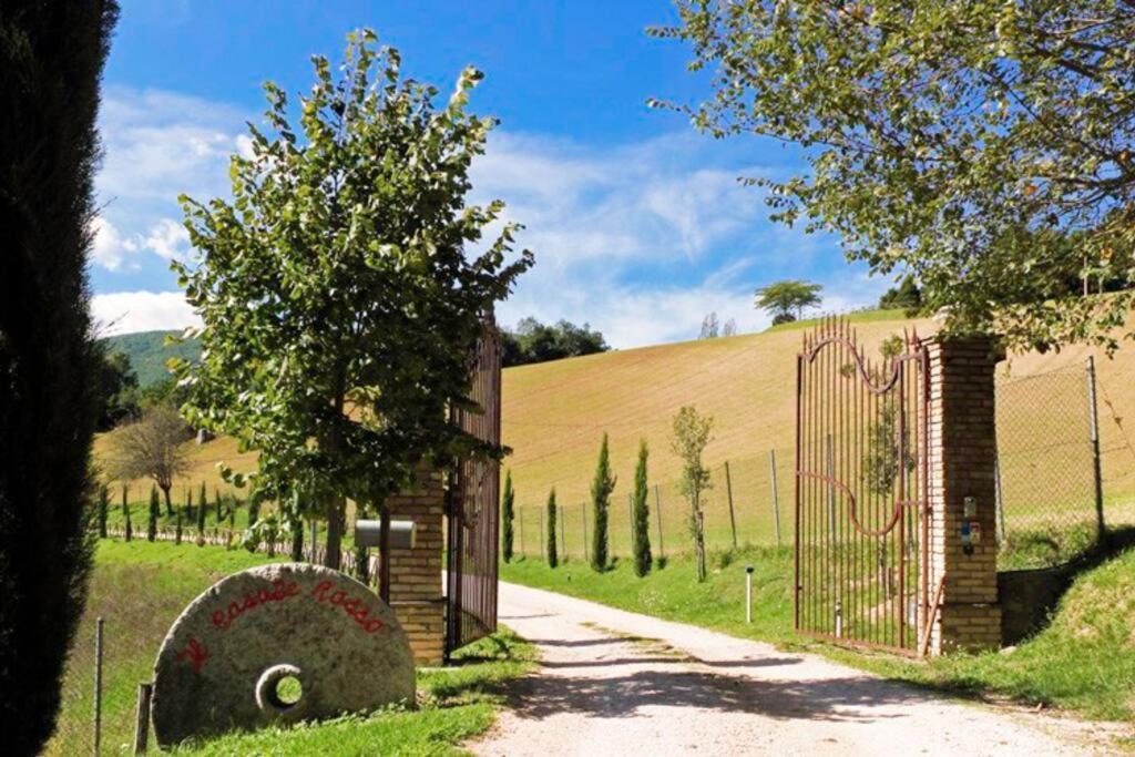 Casale Rosso Βίλα Castel San Felice Εξωτερικό φωτογραφία