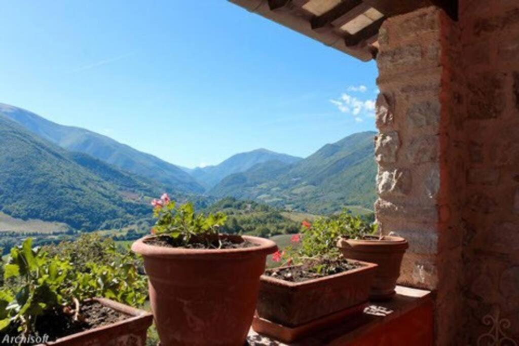 Casale Rosso Βίλα Castel San Felice Εξωτερικό φωτογραφία